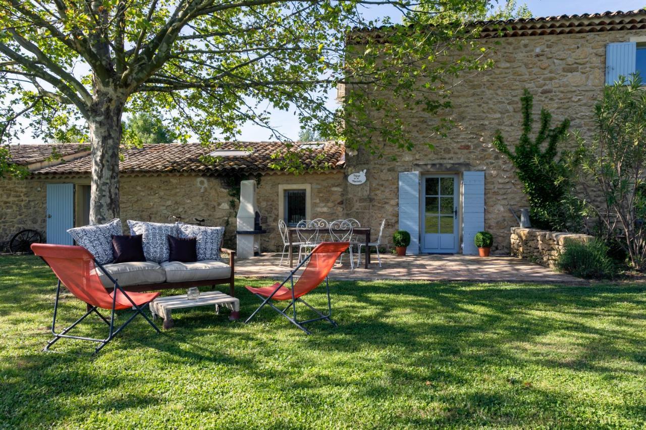 Gites Domaine Des Machottes Grans 외부 사진